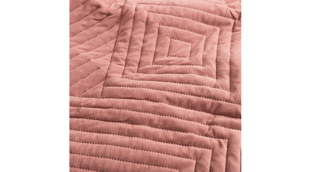 Narzuta różowa MATTO 200x220 cm - detal.