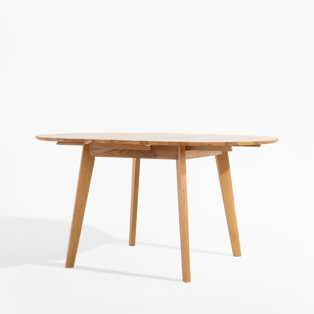 Stół rozkładany wykonany z prawdziwego drewna dębowego