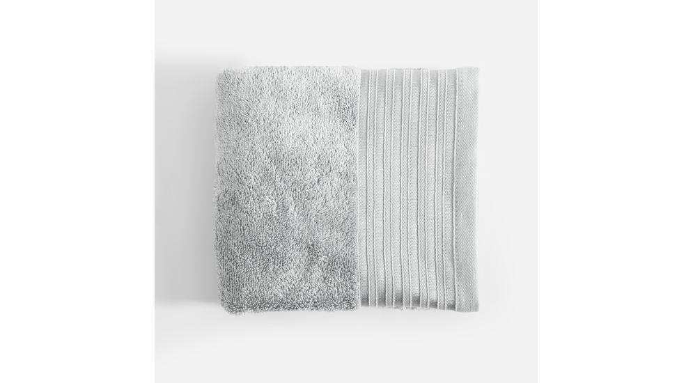 Srebrny ręcznik z bawełny