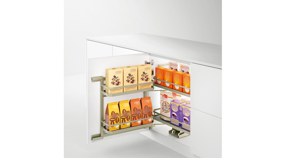 W szafce wyposażonej w wysuwane kosze umieścisz produkty żywnościowe, przyprawniki lub butelki.