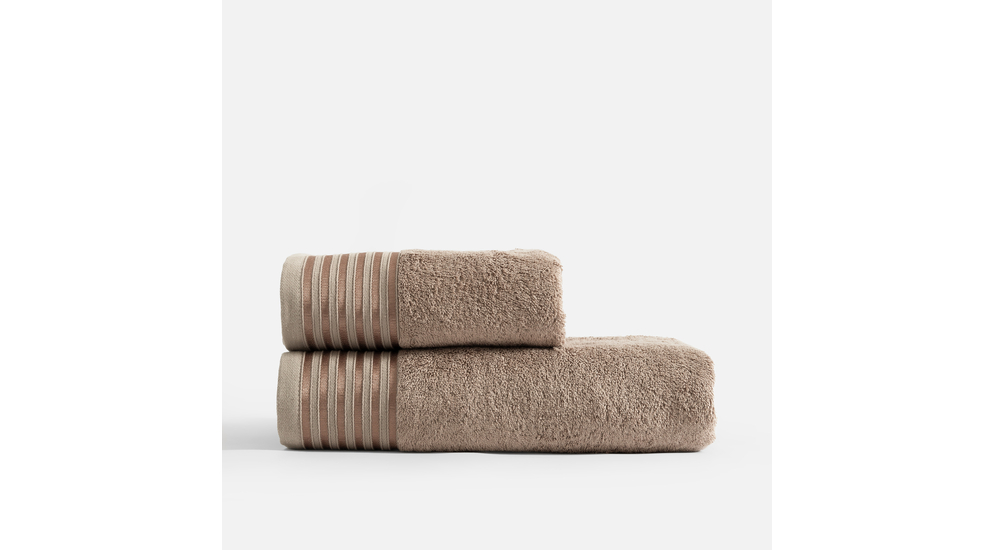 Ręczniki bawełniane z ozdobną bordiurą