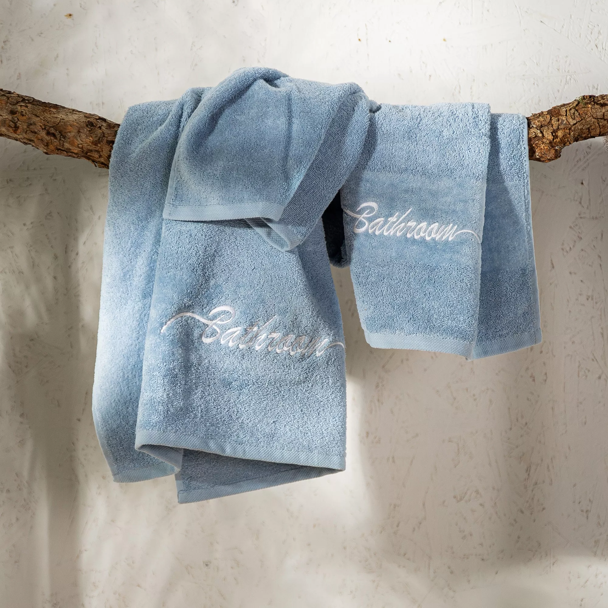 Ręcznik bawełniany niebieski FERRO 70x140 cm