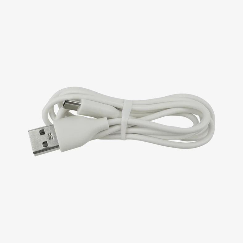 Zestaw zawiera: przewód USB.