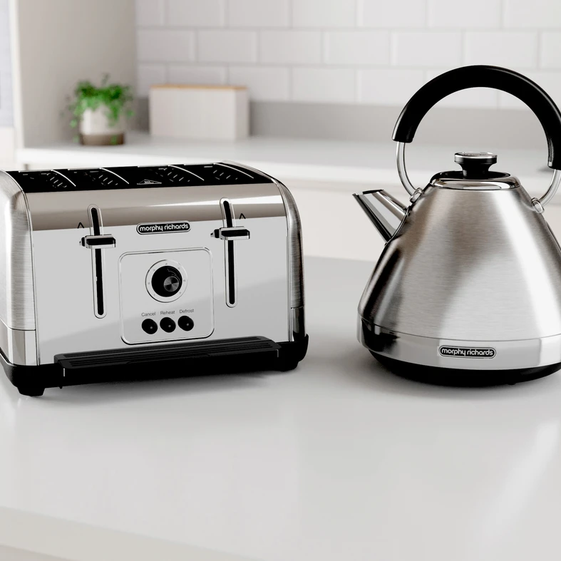 Toster VENTURE MORPHY RICHARDS umożliwia przygotowanie za jednym razem 4 równomiernie przypieczonych tostów z cienkich i grubych kromek. 