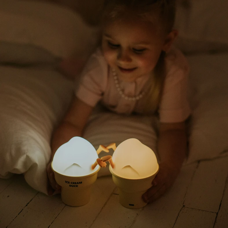 Lampka nocna LED MARY'S ICE CREAM DUCK