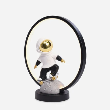 Lampa stołowa dekoracyjna LED SKATER ASTRONAUTA